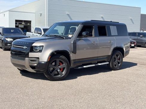 Used 2023 Land Rover Defender 130 X AWD/4WD image 2
