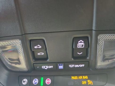 Certified 2023 Chevrolet Equinox RS w/ RS Leather Package image 30