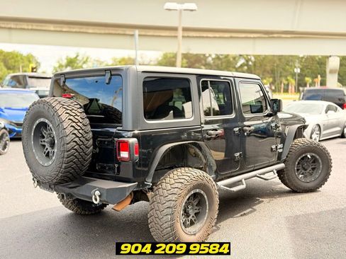 Used 2018 Jeep Wrangler Unlimited Sport S AWD/4WD image 9