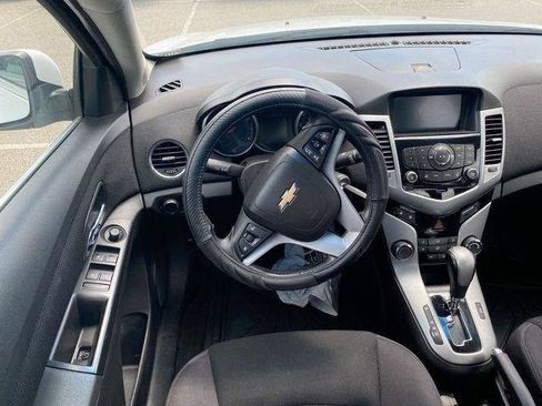 Used 2014 Chevrolet Cruze LT FWD image 29