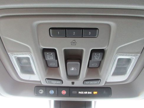 Certified 2020 GMC Sierra 1500 SLT w/ SLT Premium Plus Package image 38