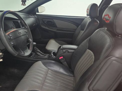 Used 2002 Chevrolet Monte Carlo SS w/ Preferred Equipment Group FWD image 3