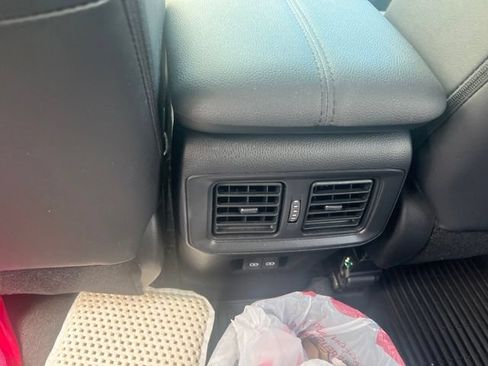 Used 2023 Toyota RAV4 Limited AWD/4WD image 18