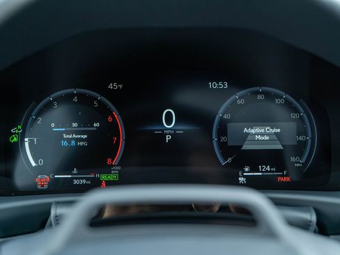 Used 2025 Lexus LX 700h Overtrail image 22