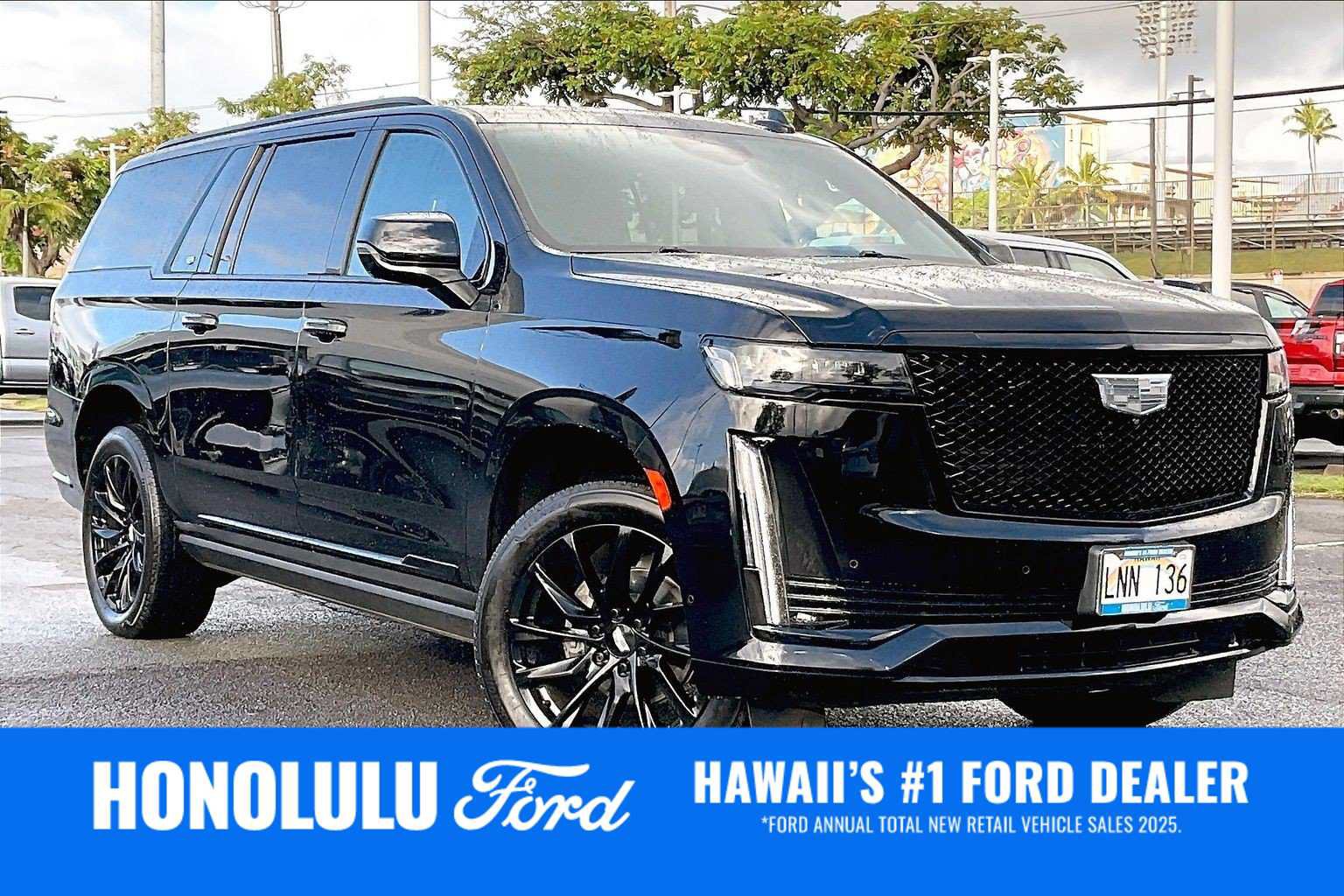 Used 2021 Cadillac Escalade ESV Sport Platinum w/ LPO, ONYX Package AWD/4WD image 21