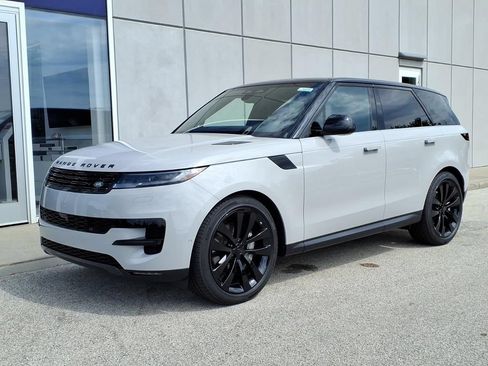 Used 2026 Land Rover Range Rover Sport SE AWD/4WD image 1