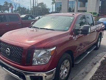 Used 2019 Nissan Titan SV w/ SV Convenience Package