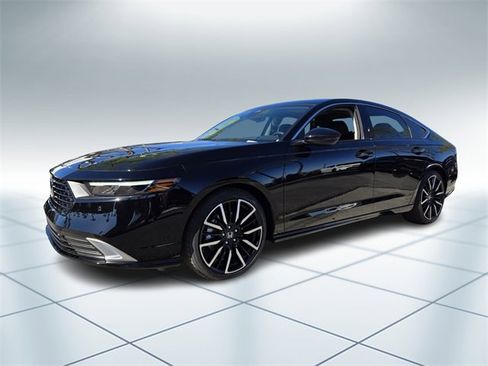 New 2025 Honda Accord Touring image 2
