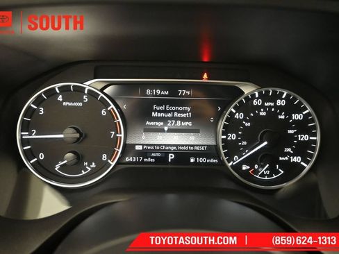 Used 2024 Nissan Rogue SV AWD/4WD image 12