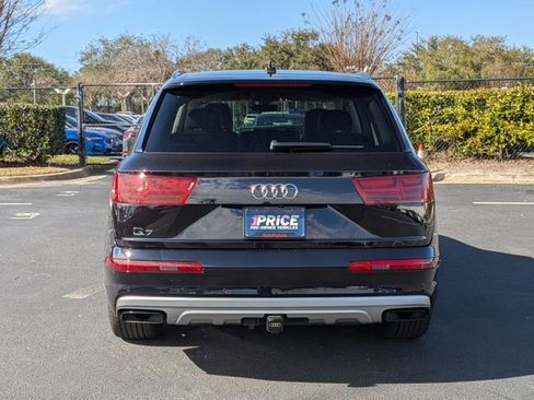 Used 2019 Audi Q7 3.0T Prestige image 6