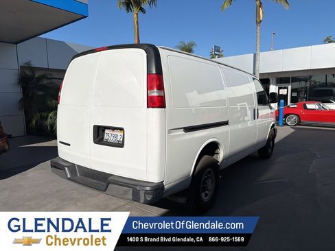 Used 2018 Chevrolet Express 2500 Work Van w/ Driver Convenience Package image 7