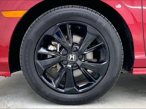 Certified 2024 Honda Odyssey Sport image 10
