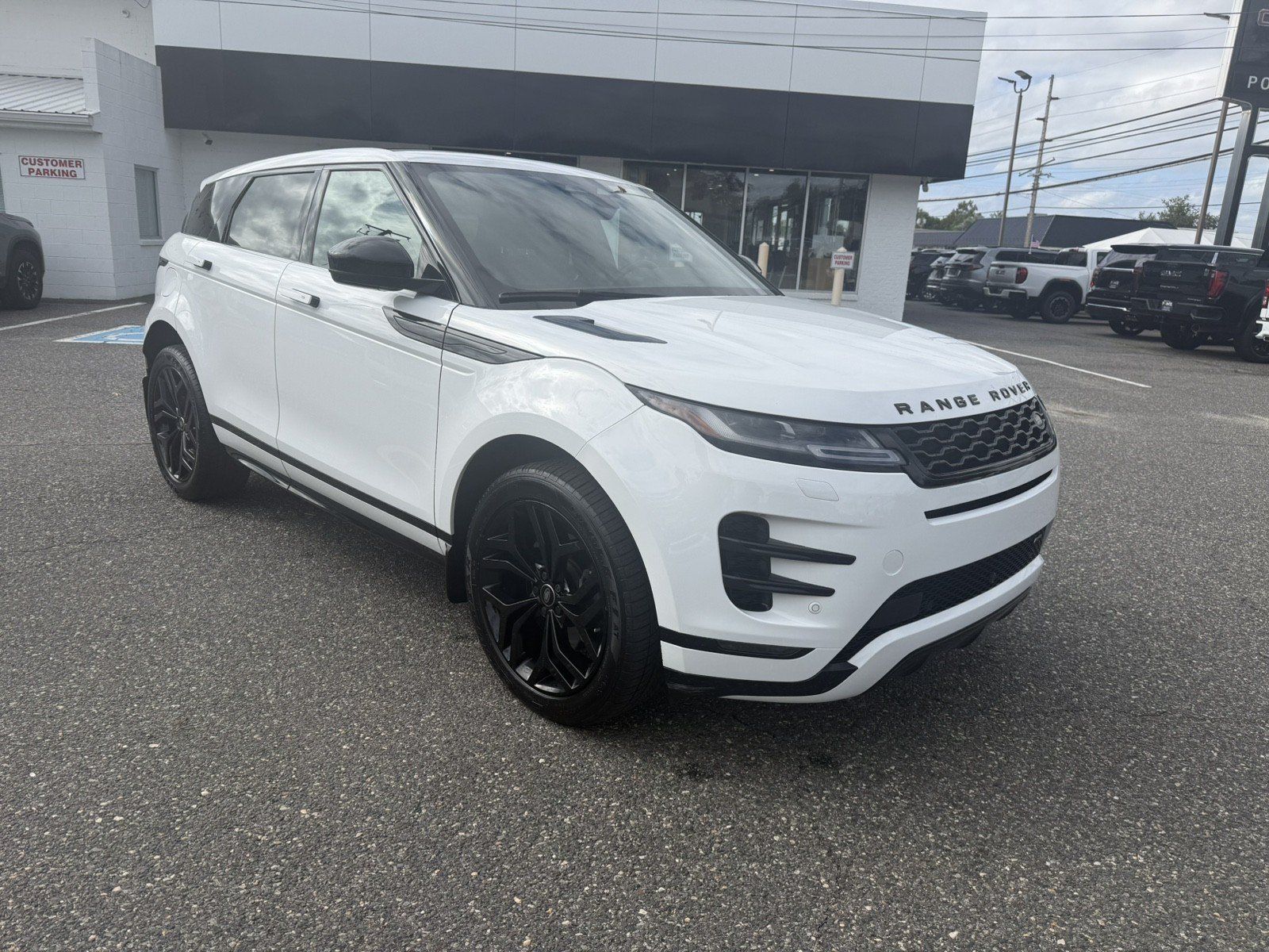 Used 2023 Land Rover Range Rover Evoque R-Dynamic SE AWD/4WD image 1
