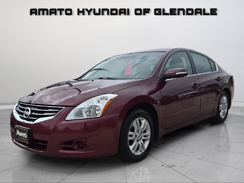 Used 2010 Nissan Altima 2.5 SL w/ SL Pkg FWD image 1