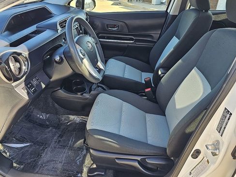 Used 2016 Toyota Prius C Three image 23