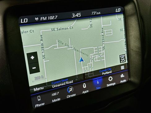 Used 2023 Jeep Renegade Latitude AWD/4WD image 13