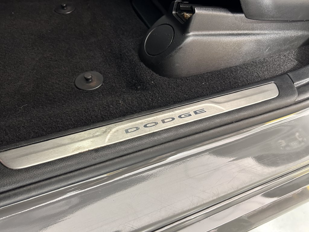 Used 2025 Dodge Durango GT AWD/4WD image 15
