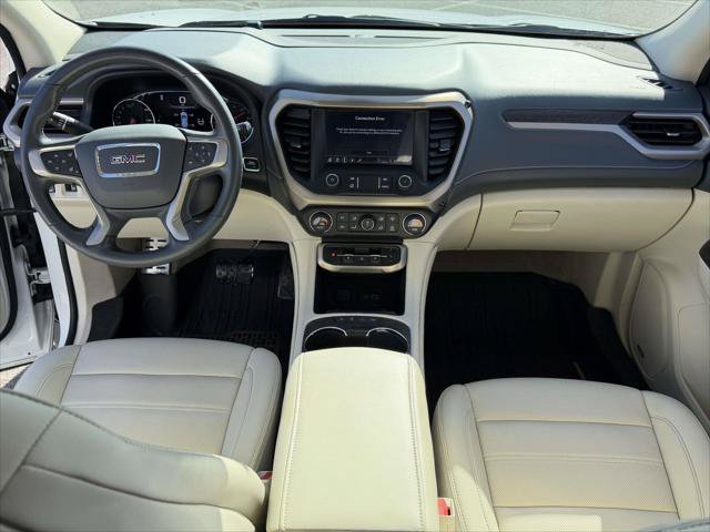 Used 2022 GMC Acadia Denali w/ Denali Technology Package AWD/4WD image 17