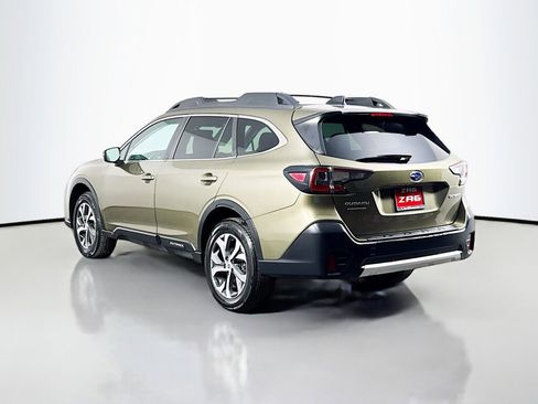 Used 2022 Subaru Outback Limited image 3