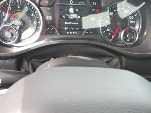 Used 2019 RAM 1500 Big Horn RWD image 16