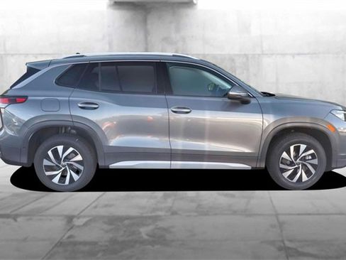New 2025 Volkswagen Tiguan S image 5