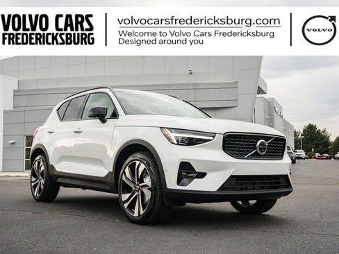 New 2026 Volvo XC40 B5 Ultra w/ Protection Package Premier image 1