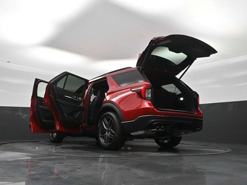 New 2026 Ford Explorer ST AWD/4WD image 40