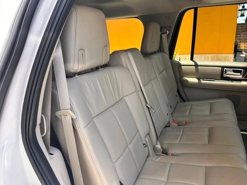 Used 2014 Lincoln Navigator 2WD image 77