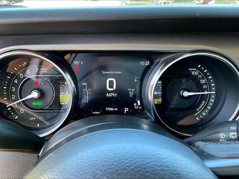 Used 2023 Jeep Wrangler Unlimited w/ Cold Weather Group AWD/4WD image 27