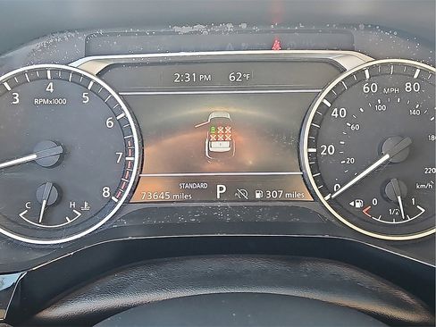 Used 2022 Nissan Pathfinder SV image 24