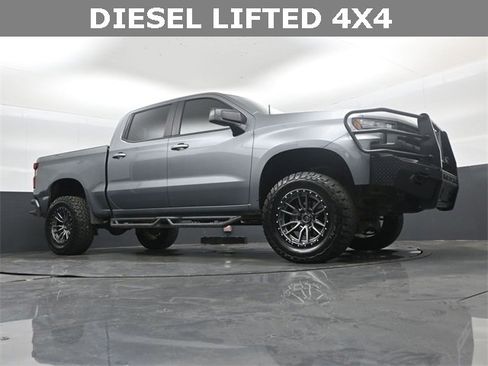 Used 2020 Chevrolet Silverado 1500 RST image 32