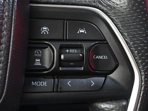 Used 2024 Toyota Tacoma TRD Off-Road image 13