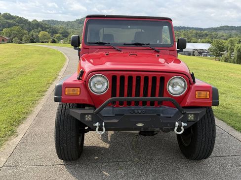 Used 2006 Jeep Wrangler X AWD/4WD image 12