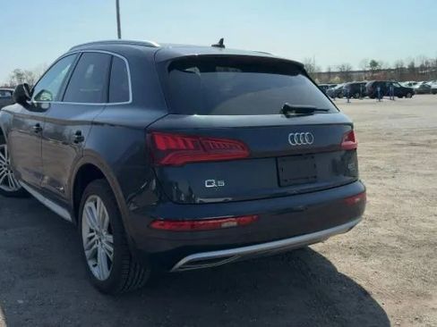 Used 2018 Toyota Highlander LE image 2