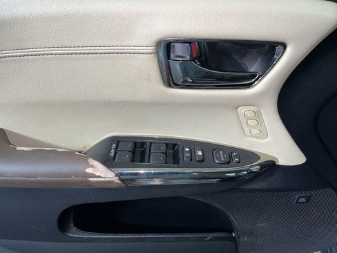Used 2015 Toyota Avalon Limited FWD image 13