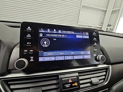 Used 2020 Honda Accord EX image 16