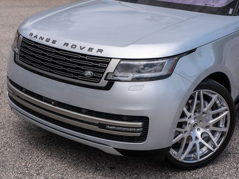 Used 2023 Land Rover Range Rover SE AWD/4WD image 11