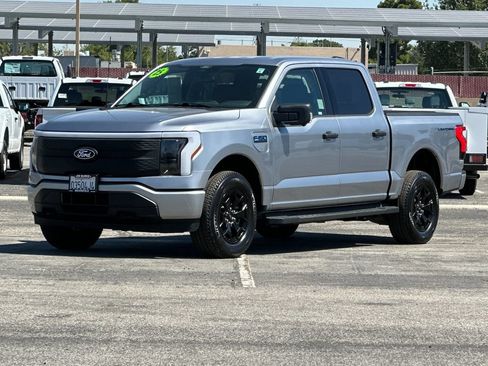 Certified 2025 Ford F150 Lightning XLT AWD/4WD image 7