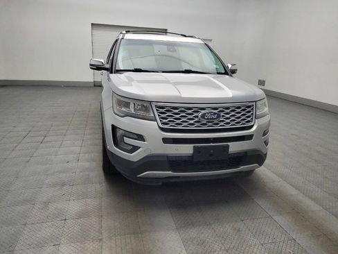 Used 2016 Ford Explorer Platinum image 14