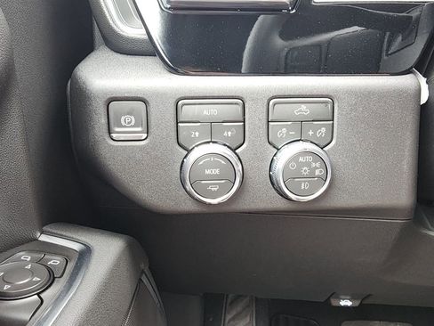 New 2026 GMC Sierra 1500 Elevation AWD/4WD image 19