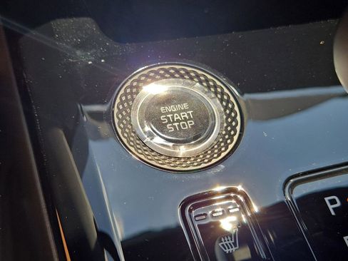 New 2025 Kia Niro EX Touring image 24