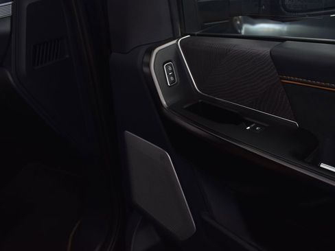 Certified 2021 Ford F150 Platinum w/ FX4 Off-Road Package image 27