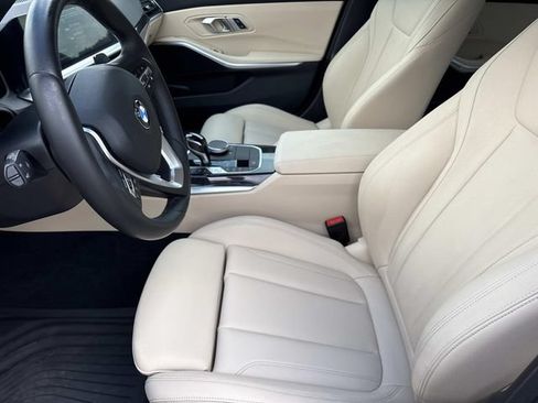 Used 2021 BMW 330i Sedan w/ Convenience Package RWD image 26