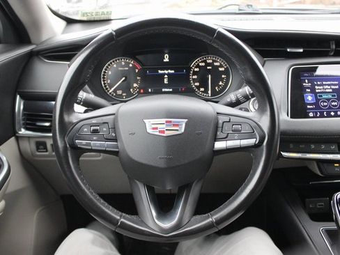 Used 2020 Cadillac XT4 Luxury image 12