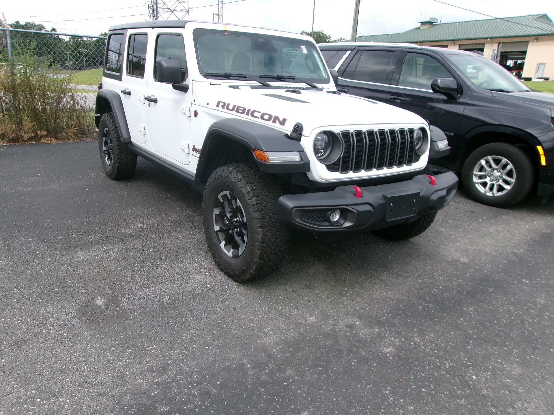 Used 2026 Jeep Wrangler Unlimited Rubicon AWD/4WD image 11
