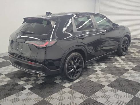 Certified 2025 Honda HR-V Sport image 6