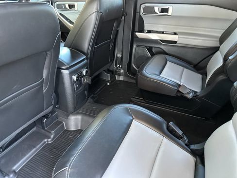 Certified 2023 Ford Explorer XLT w/ Equipment Group 202A RWD image 11