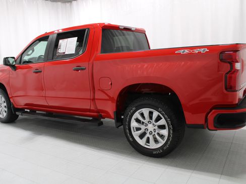 Used 2022 Chevrolet Silverado 1500 Custom AWD/4WD image 8