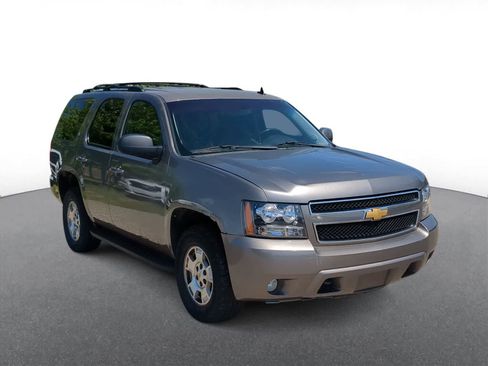 Used 2013 Chevrolet Tahoe LT AWD/4WD image 2