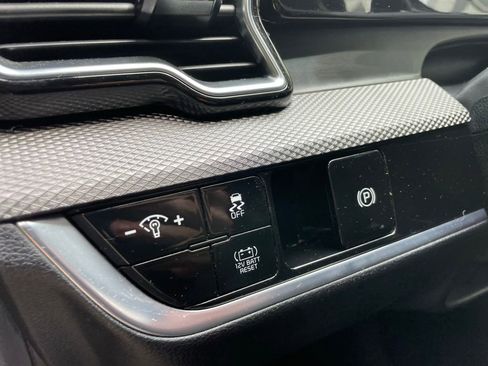 Used 2023 Kia Sportage LX AWD/4WD image 10